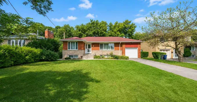 114 Castlegrove Boulevard, Toronto, ON, M3A 1L6