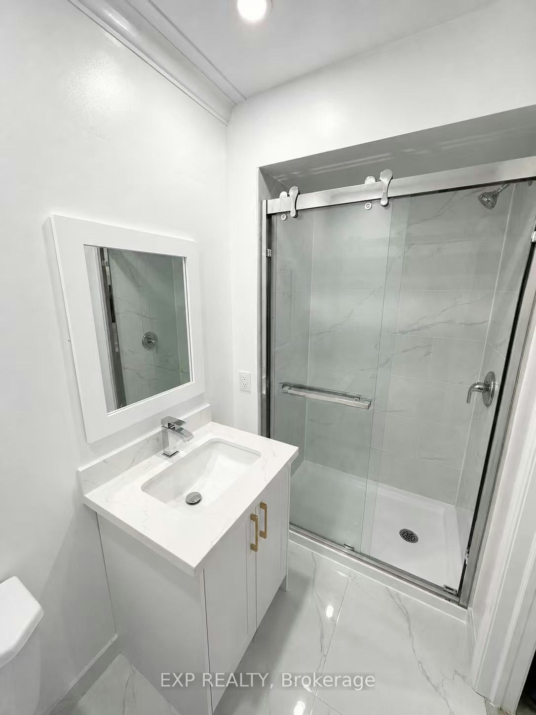 114 Castlegrove Boulevard, Toronto, ON, M3A 1L6 - 9