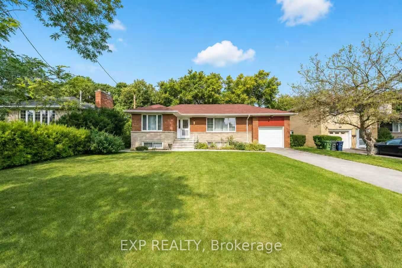 114 Castlegrove Boulevard, Toronto, ON, M3A 1L6 - 4