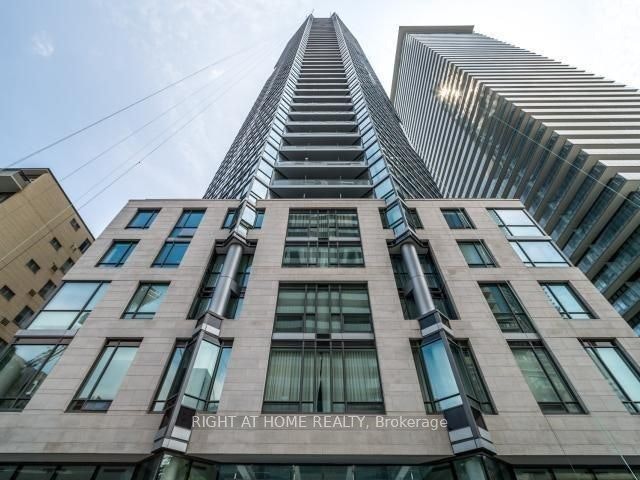 4107-45 Charles Street E, Toronto, ON, M4Y 1S2