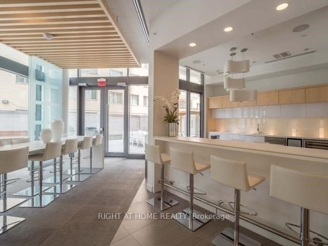 4107-45 Charles Street E, Toronto, ON, M4Y 1S2 - 14