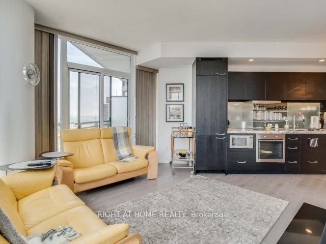 4107-45 Charles Street E, Toronto, ON, M4Y 1S2 - 5