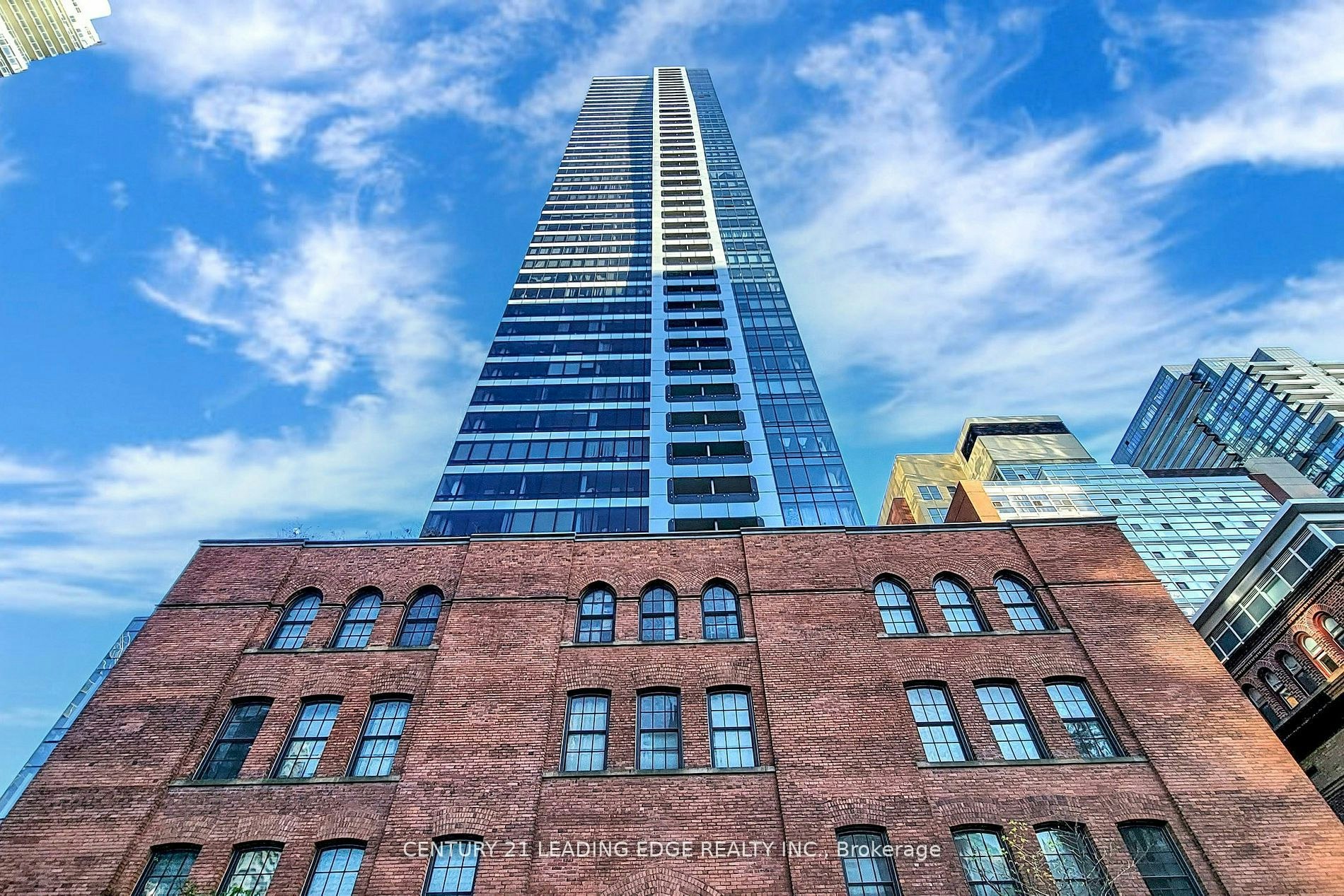 418-5 St Joseph Street, Toronto, ON, M4Y 1Z3 - 2