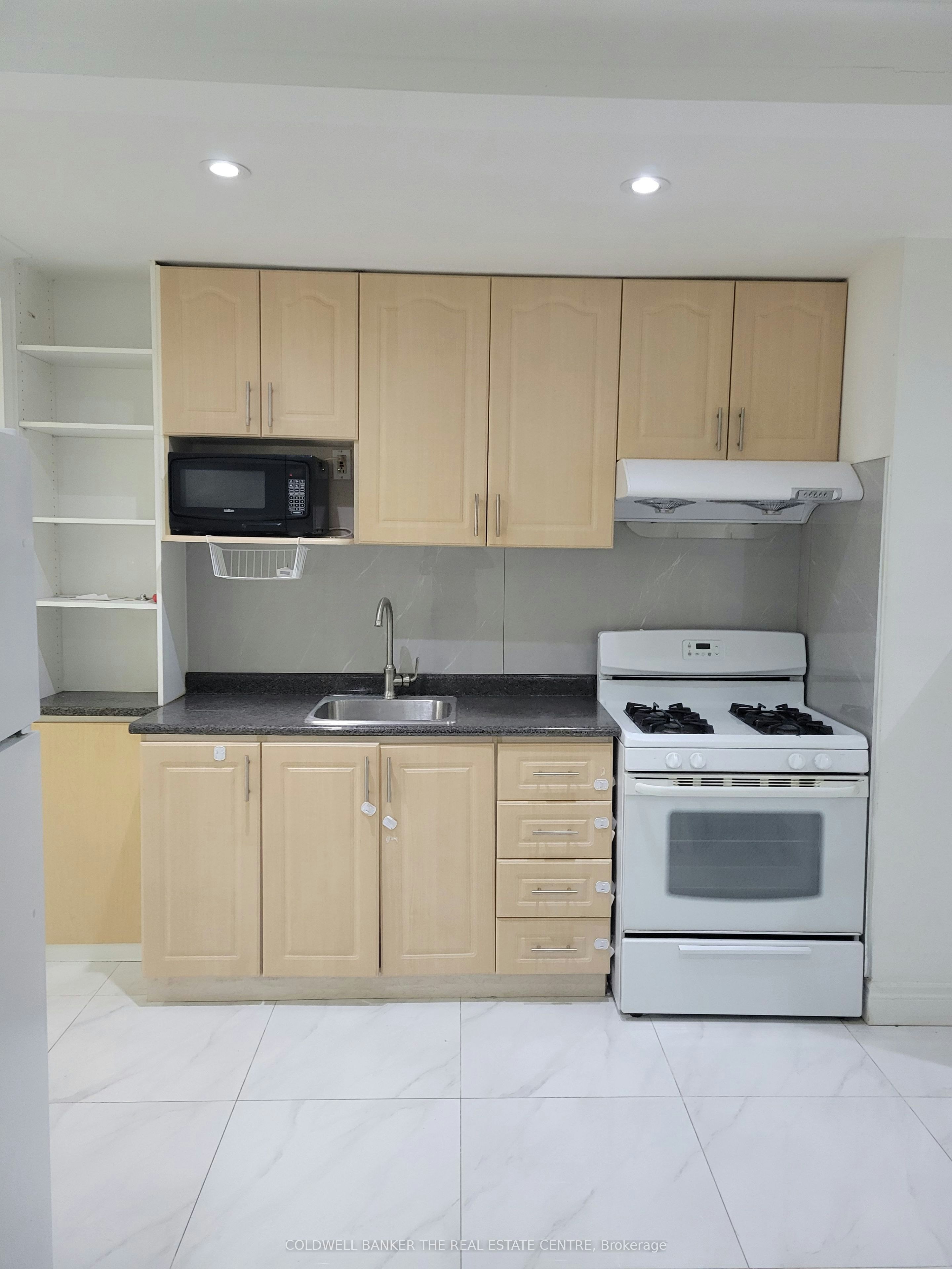 Unit B-2646 Victoria Park Avenue, Toronto, ON, M2J 4A6