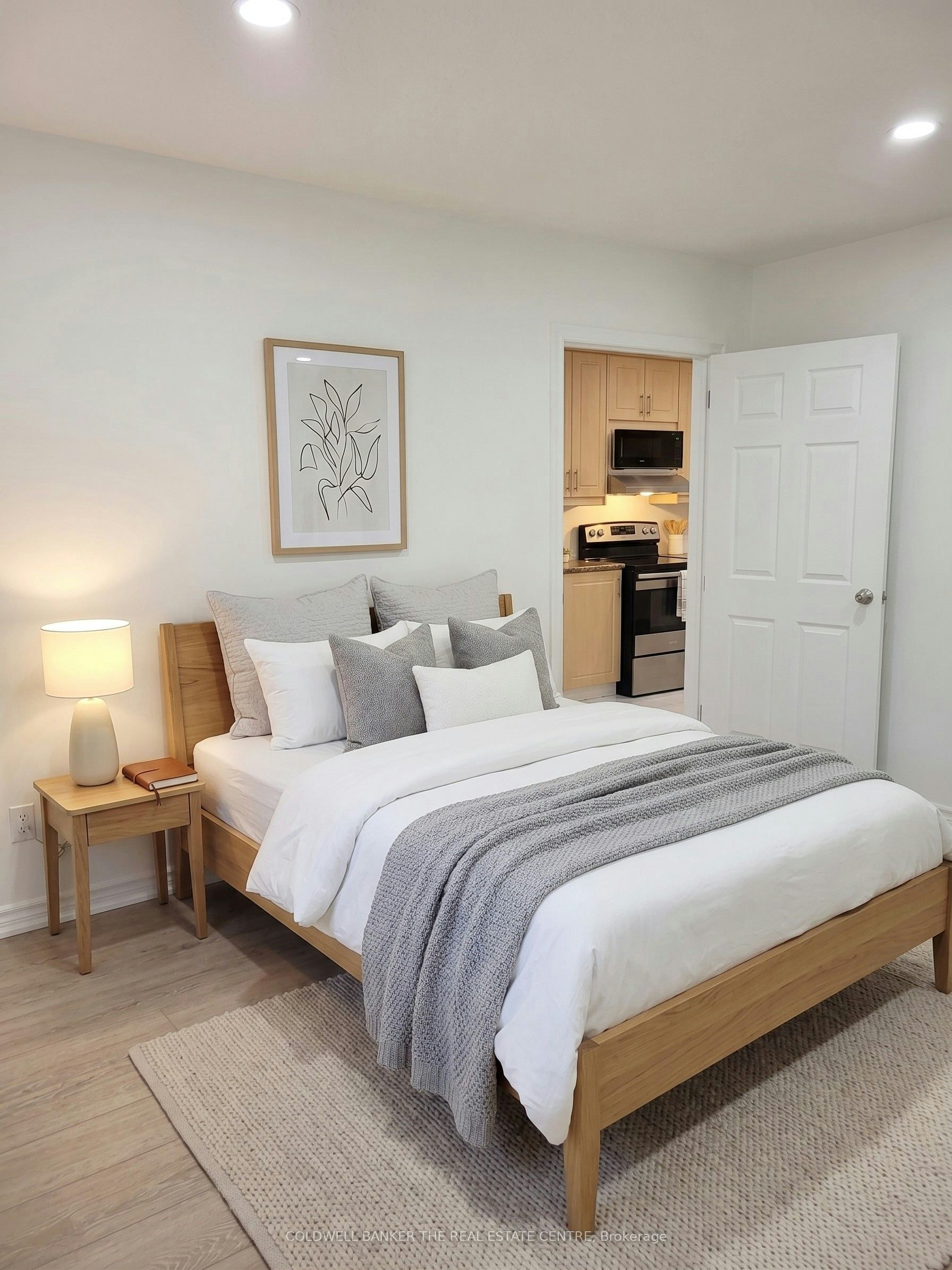 Unit B-2646 Victoria Park Avenue, Toronto, ON, M2J 4A6 - 3