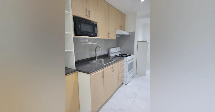 Unit B-2646 Victoria Park Avenue, Toronto, ON, M2J 4A6 - 6