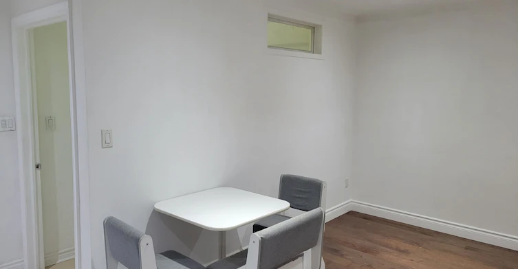 Unit B-2646 Victoria Park Avenue, Toronto, ON, M2J 4A6 - 8