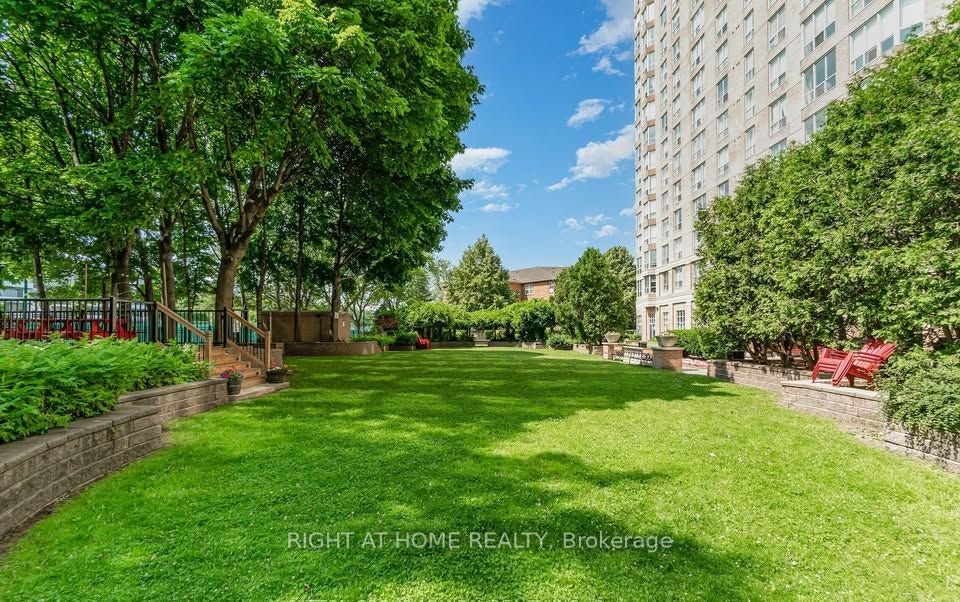 1202-21 Overlea Boulevard, Toronto, ON, M4H 1P2 - 17