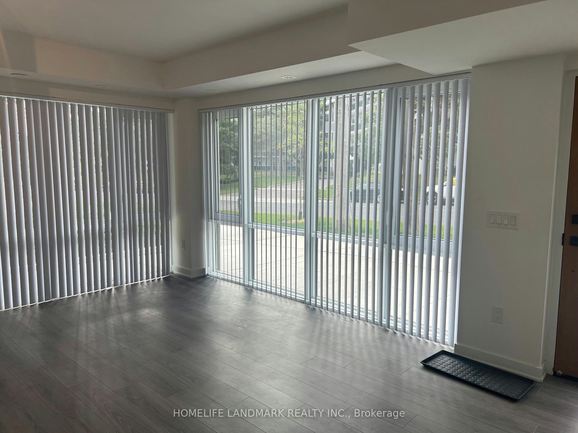 145-67 Curlew Drive, Toronto, ON, M3A 0B4 - 4
