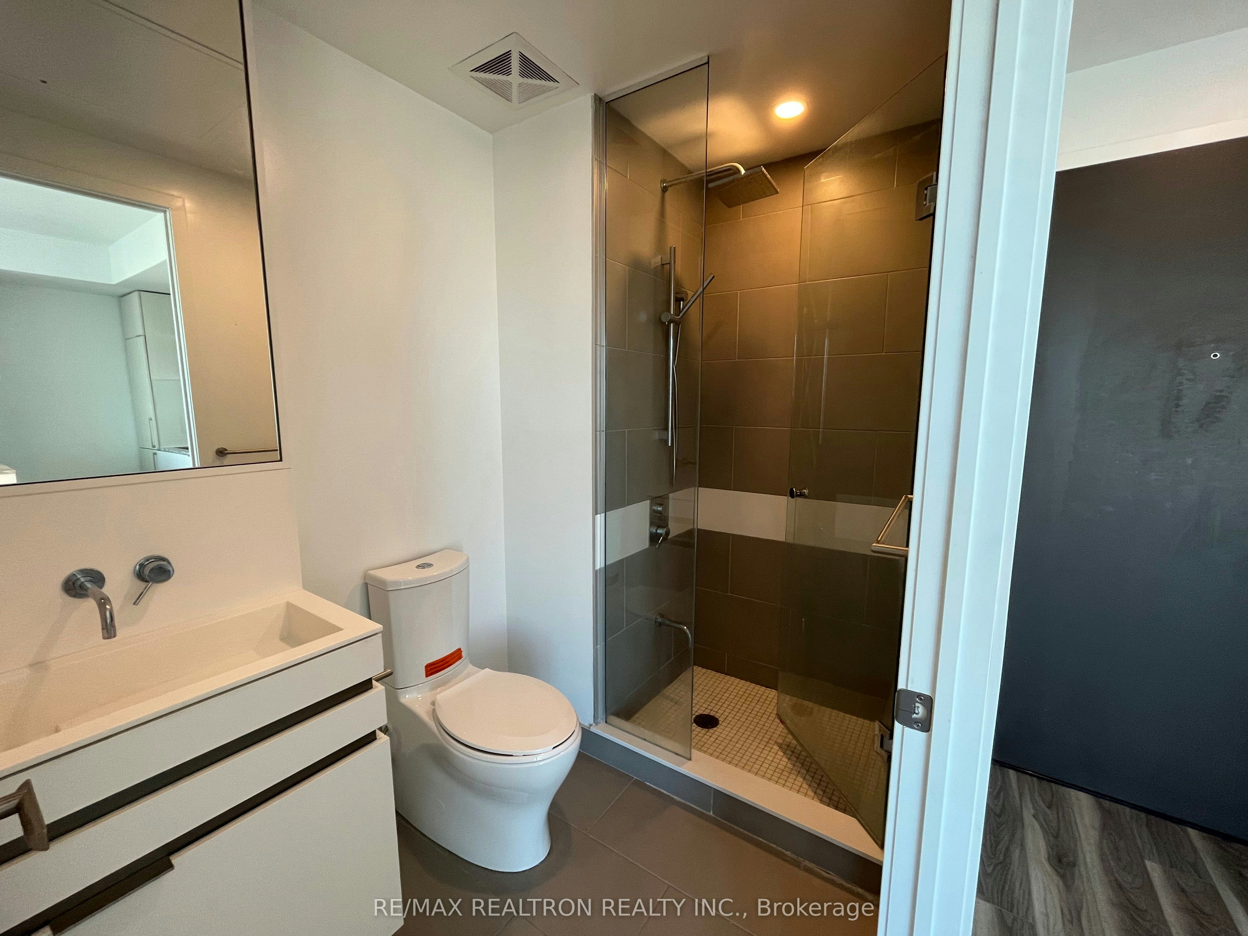 3113-197 Yonge Street, Toronto, ON, M5B 0C1 - 16