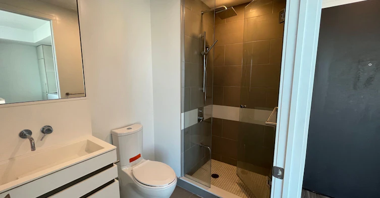 3113-197 Yonge Street, Toronto, ON, M5B 0C1 - 16