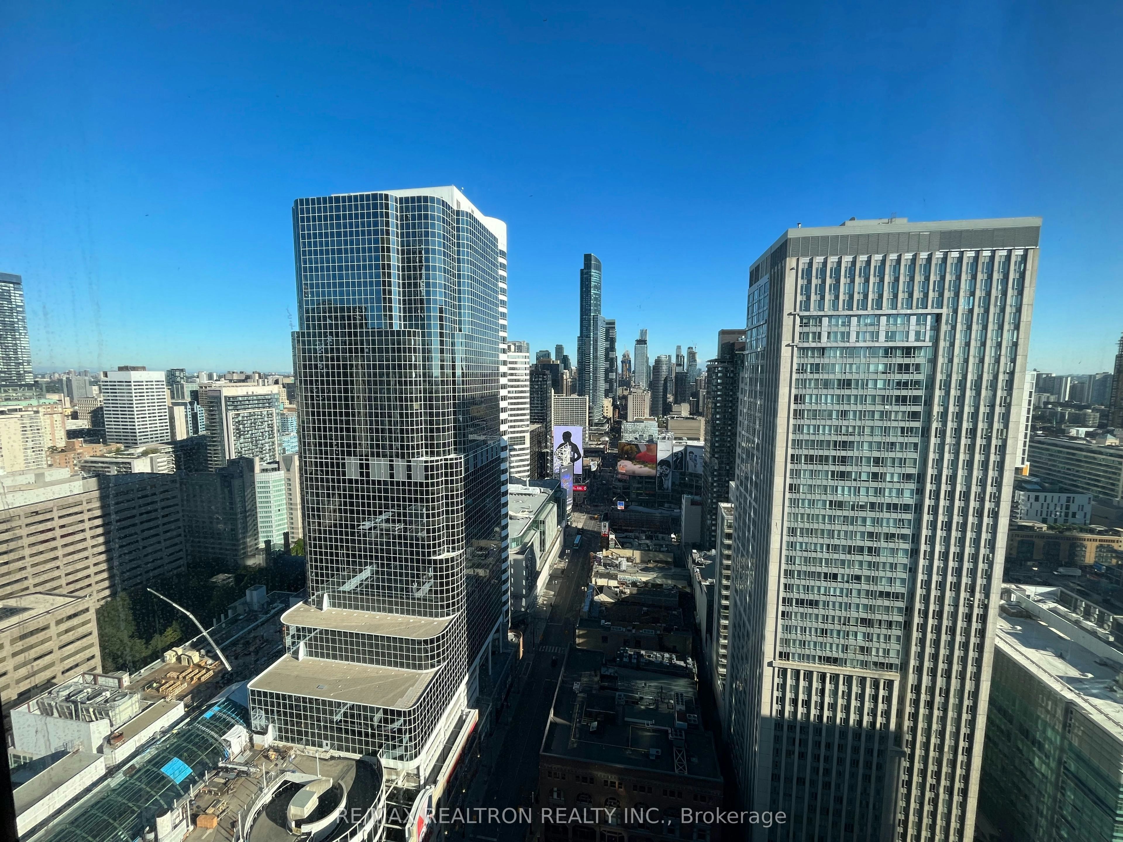 3113-197 Yonge Street, Toronto, ON, M5B 0C1 - 10