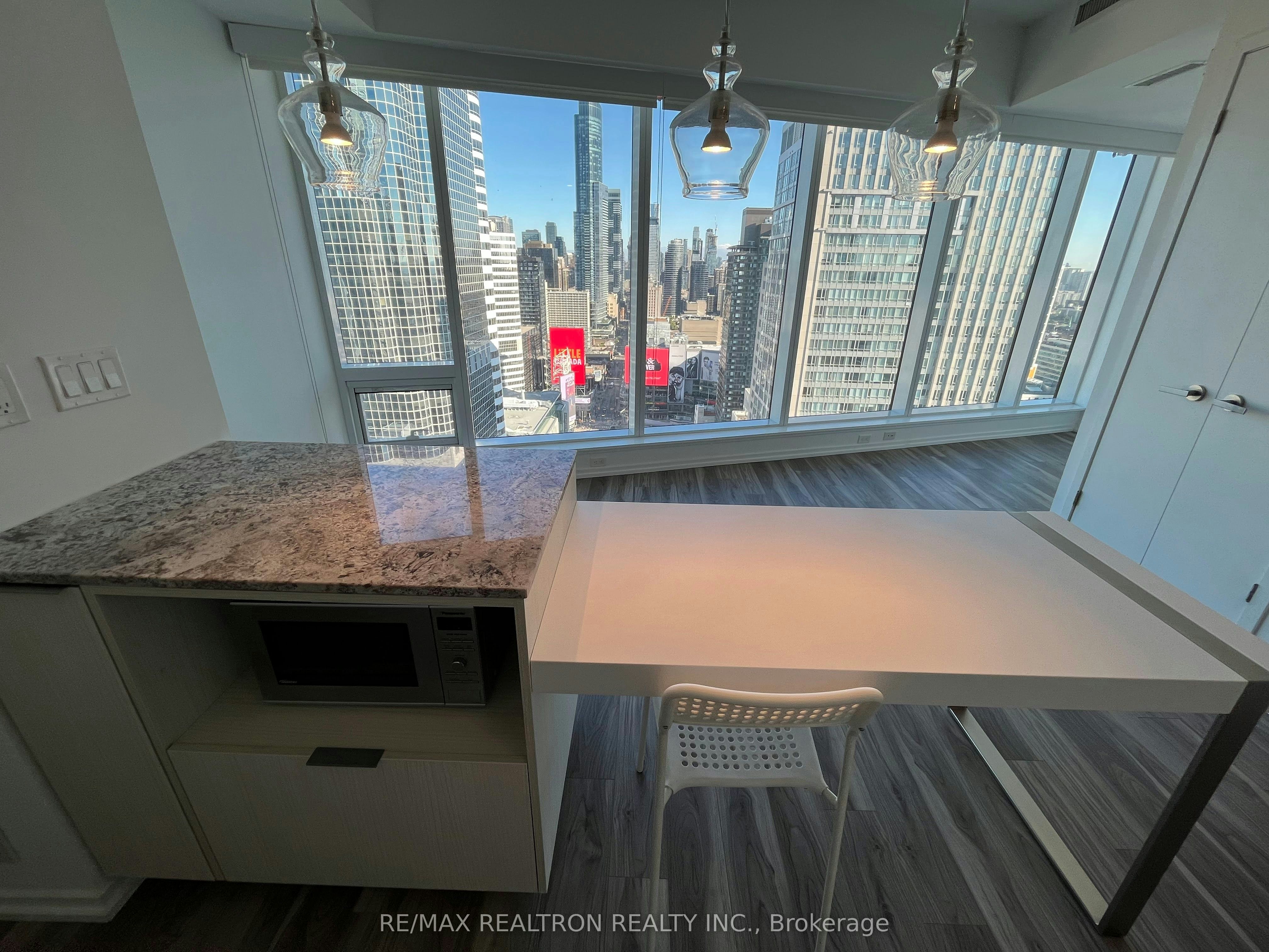 3113-197 Yonge Street, Toronto, ON, M5B 0C1 - 24
