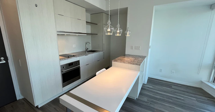 3113-197 Yonge Street, Toronto, ON, M5B 0C1 - 4