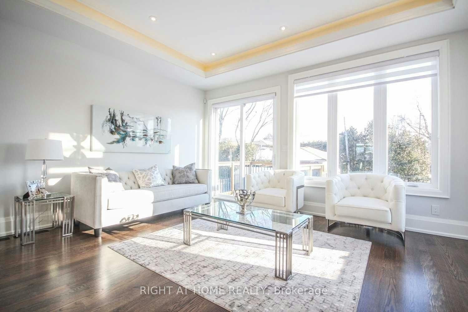 289 Connaught Avenue, Toronto, ON, M2M 1H7 - 9