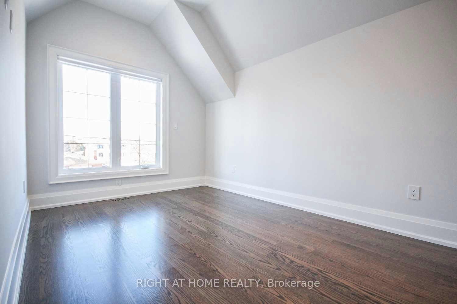 289 Connaught Avenue, Toronto, ON, M2M 1H7 - 17