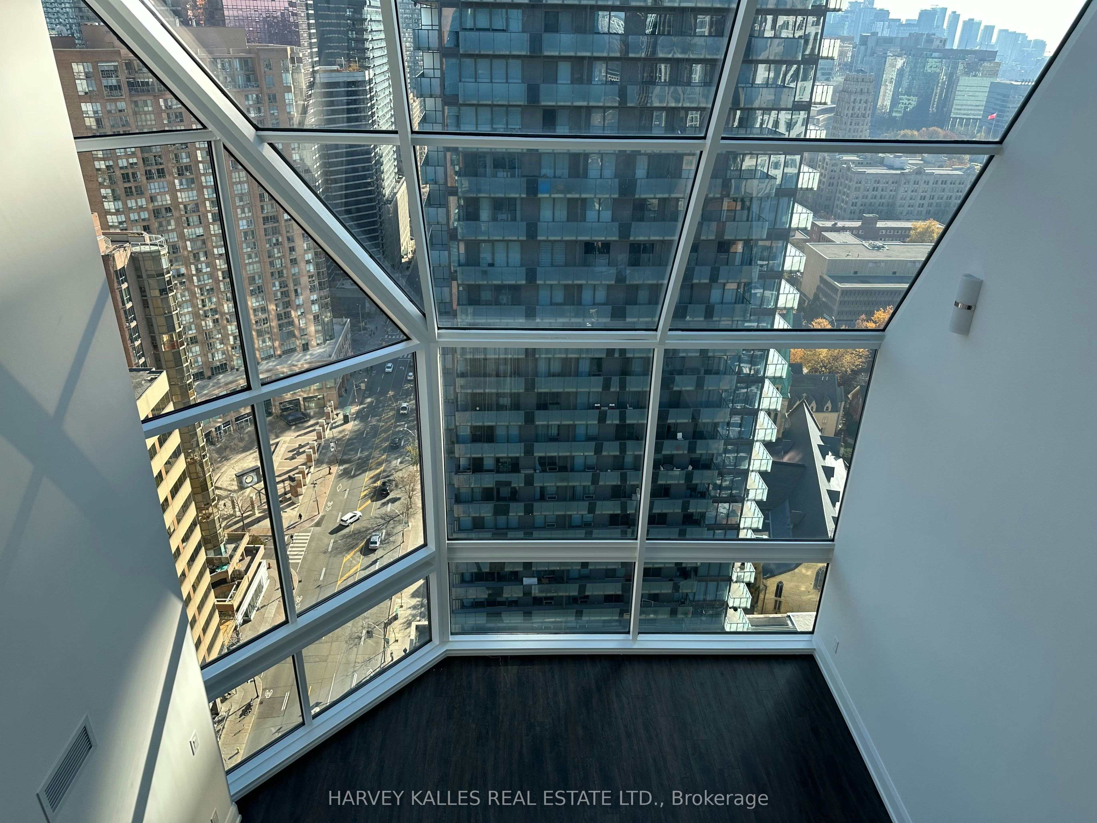 3101-55 Charles Street W, Toronto, ON, M5S 2W9 - 10