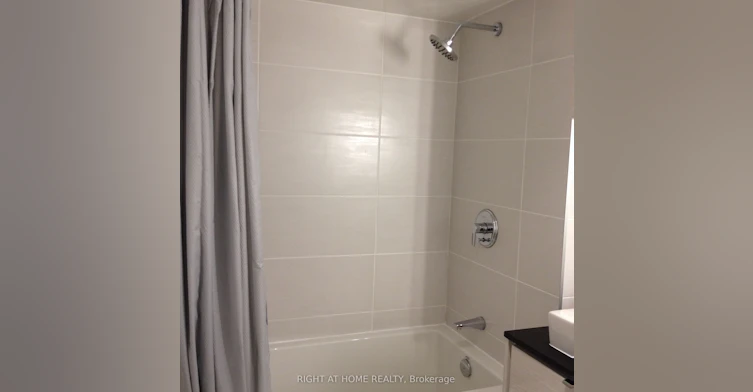 1908-72 Esther Shiner Blvd Boulevard, Toronto, ON, M2K 0C4 - 8