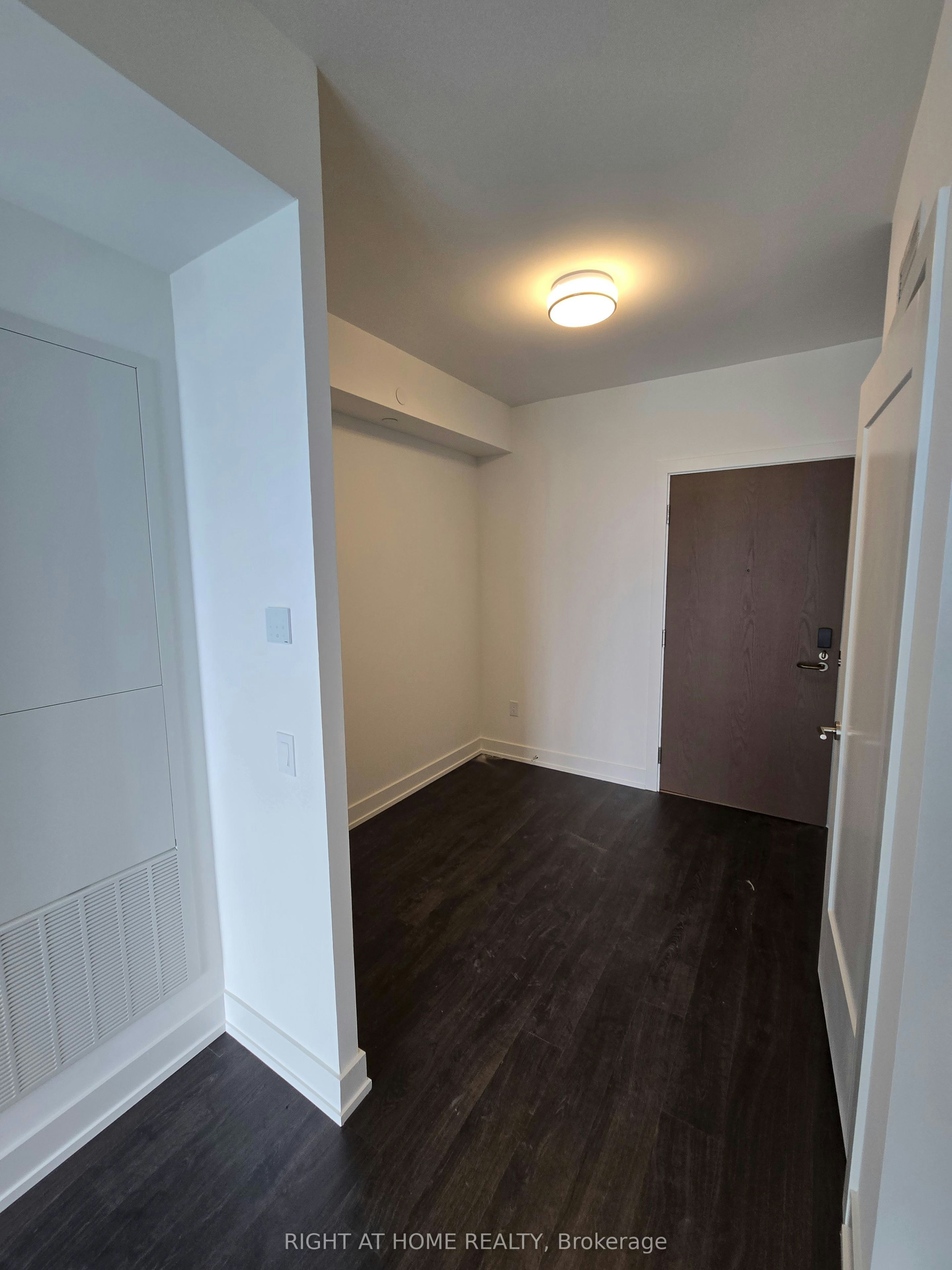 3311-30 Inn ON The Park Drive, Toronto, ON, M3C 0P7 - 4