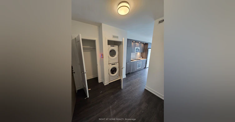 3311-30 Inn ON The Park Drive, Toronto, ON, M3C 0P7 - 5