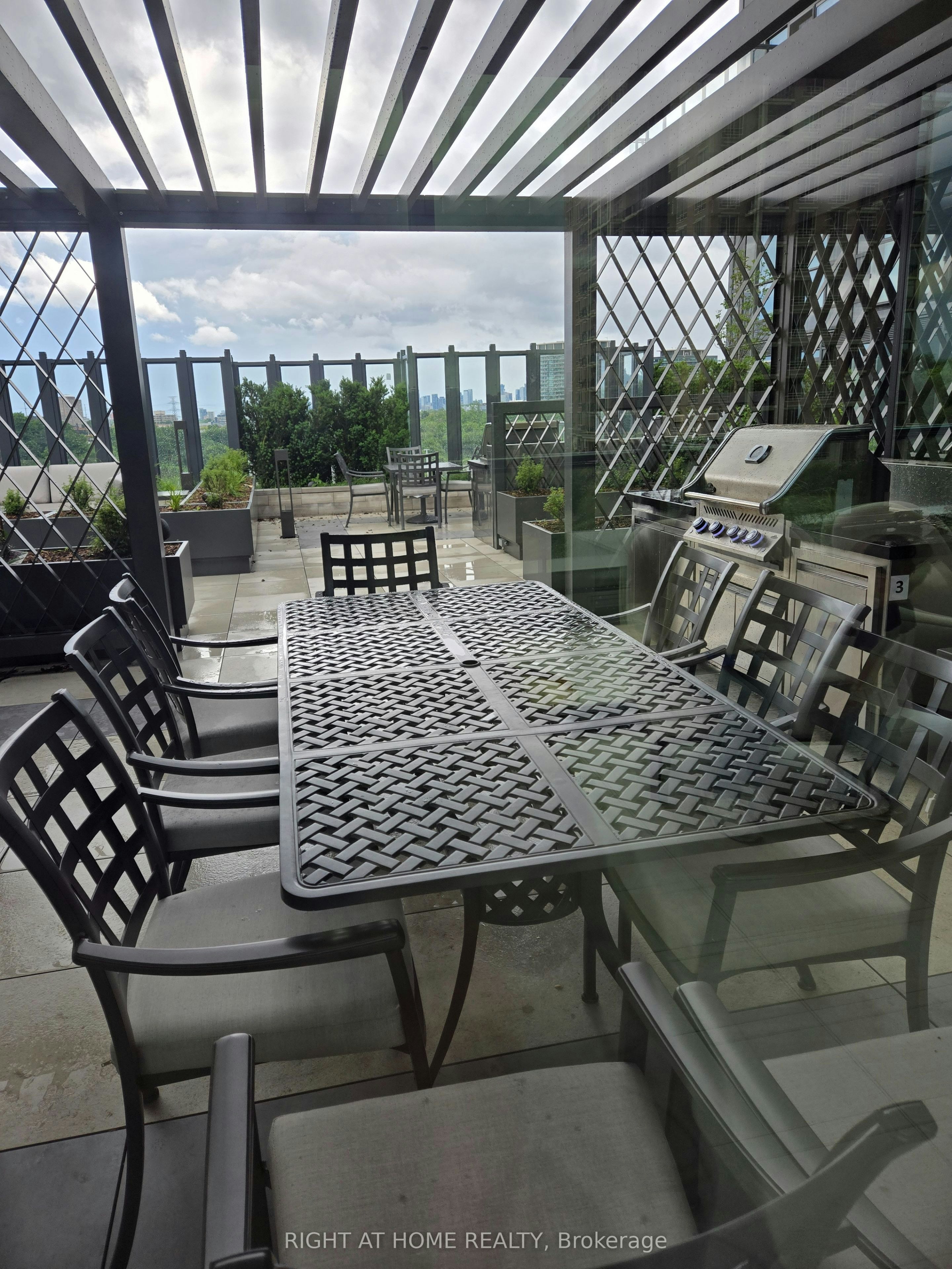 3311-30 Inn ON The Park Drive, Toronto, ON, M3C 0P7 - 29