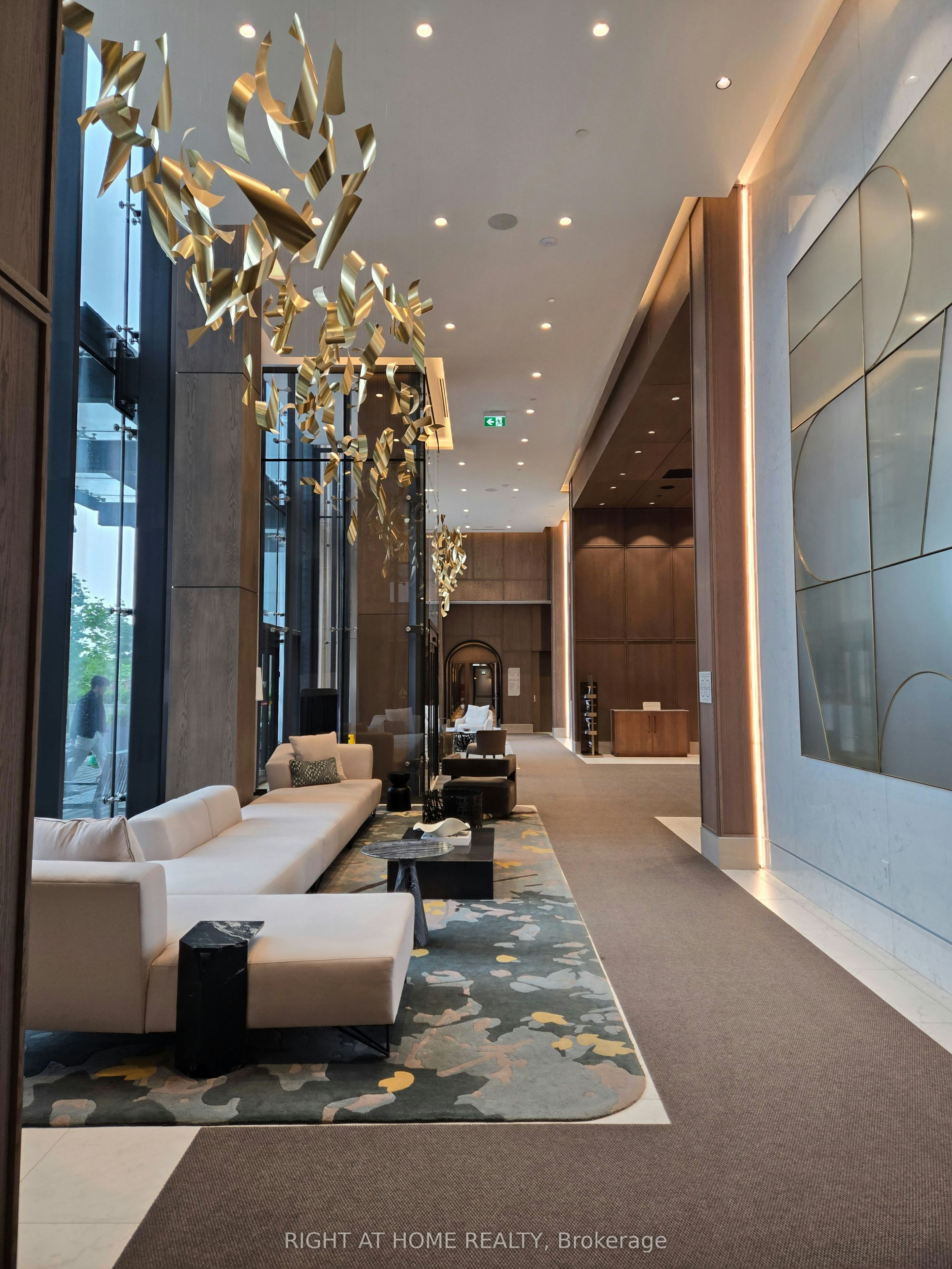 3311-30 Inn ON The Park Drive, Toronto, ON, M3C 0P7 - 23