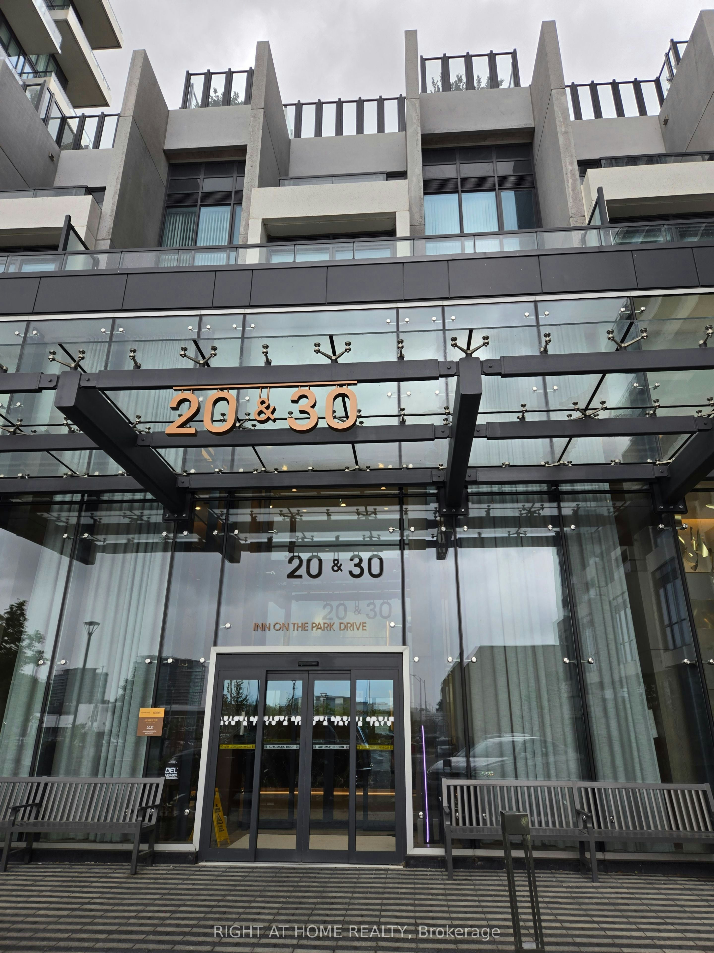 3311-30 Inn ON The Park Drive, Toronto, ON, M3C 0P7 - 22
