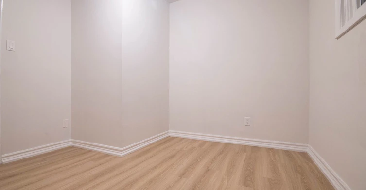 Bsmt-435 Connaught Avenue, Toronto, ON, M2R 2M4 - 6