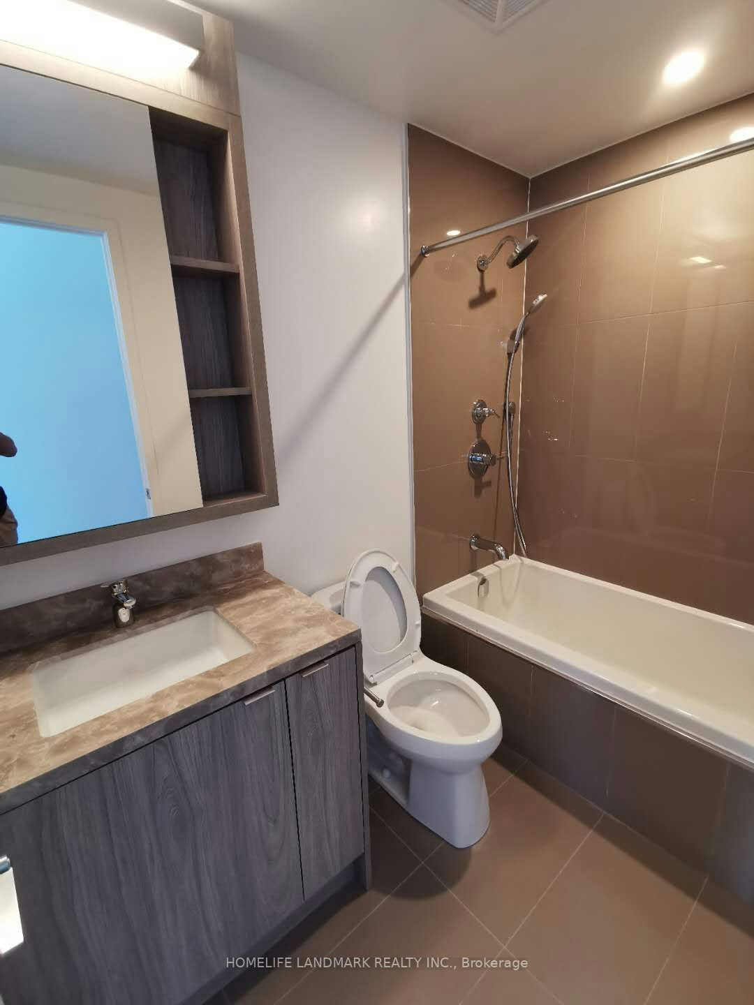 1102-125 Blue Jays Way, Toronto, ON, M5V 0C4 - 6