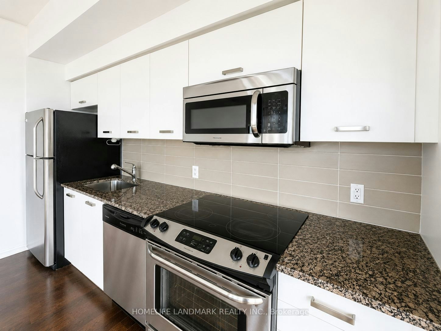 4308-832 Bay Street, Toronto, ON, M5S 1Z6 - 3