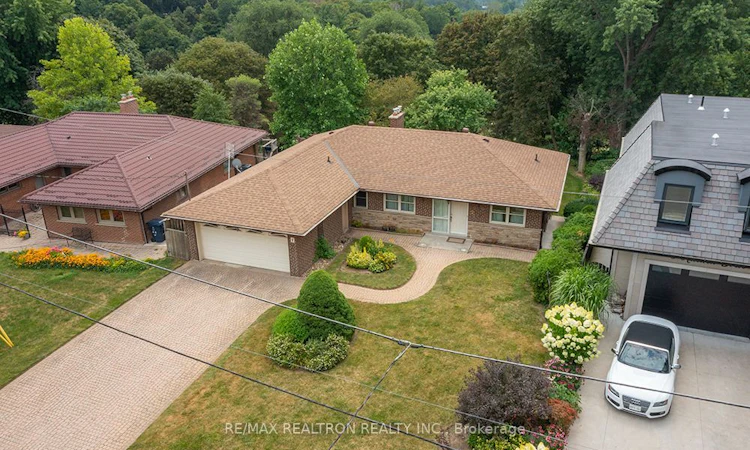 7 Anewen Drive