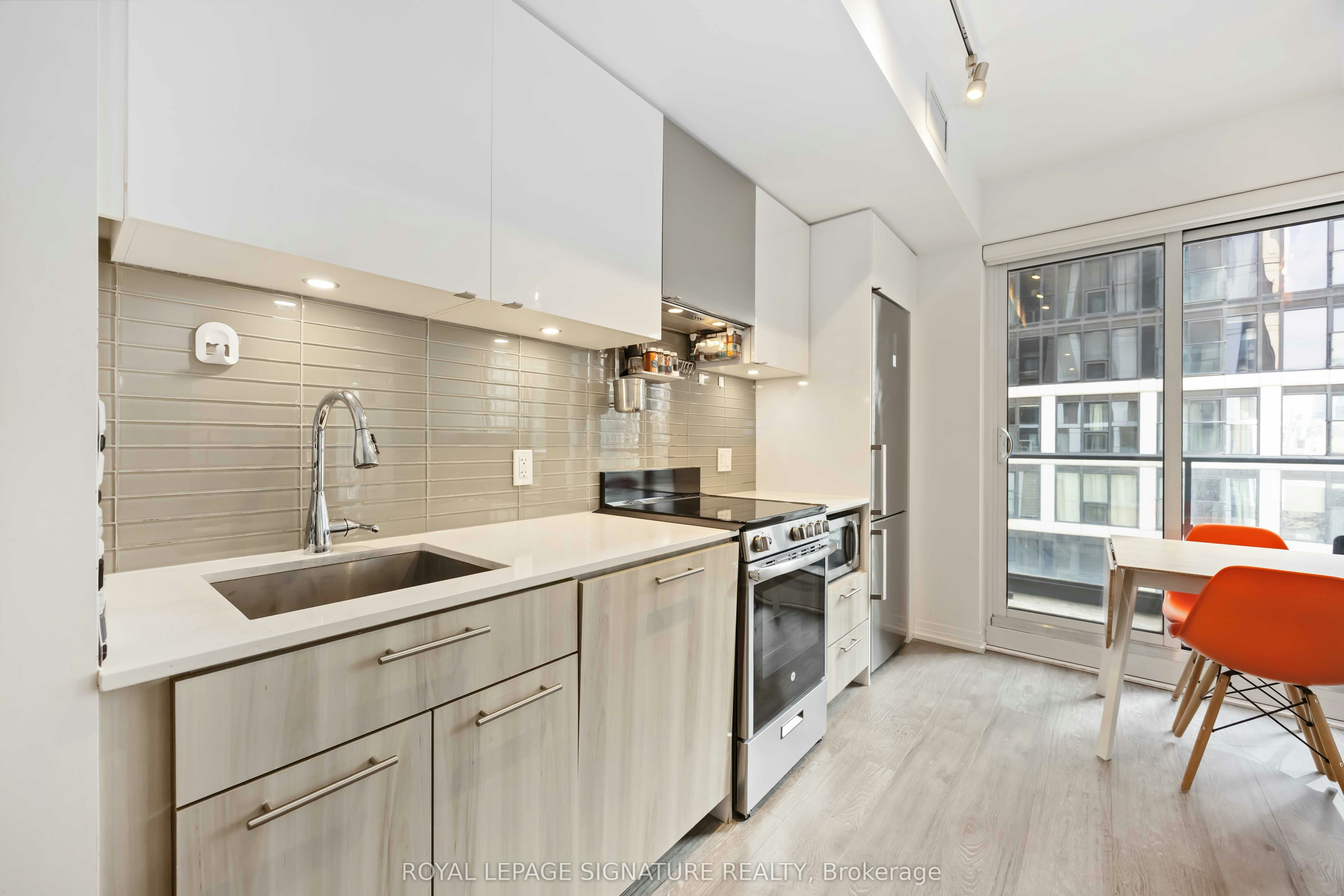1725-251 Jarvis Street, Toronto, ON, M5B 0C3 - 14