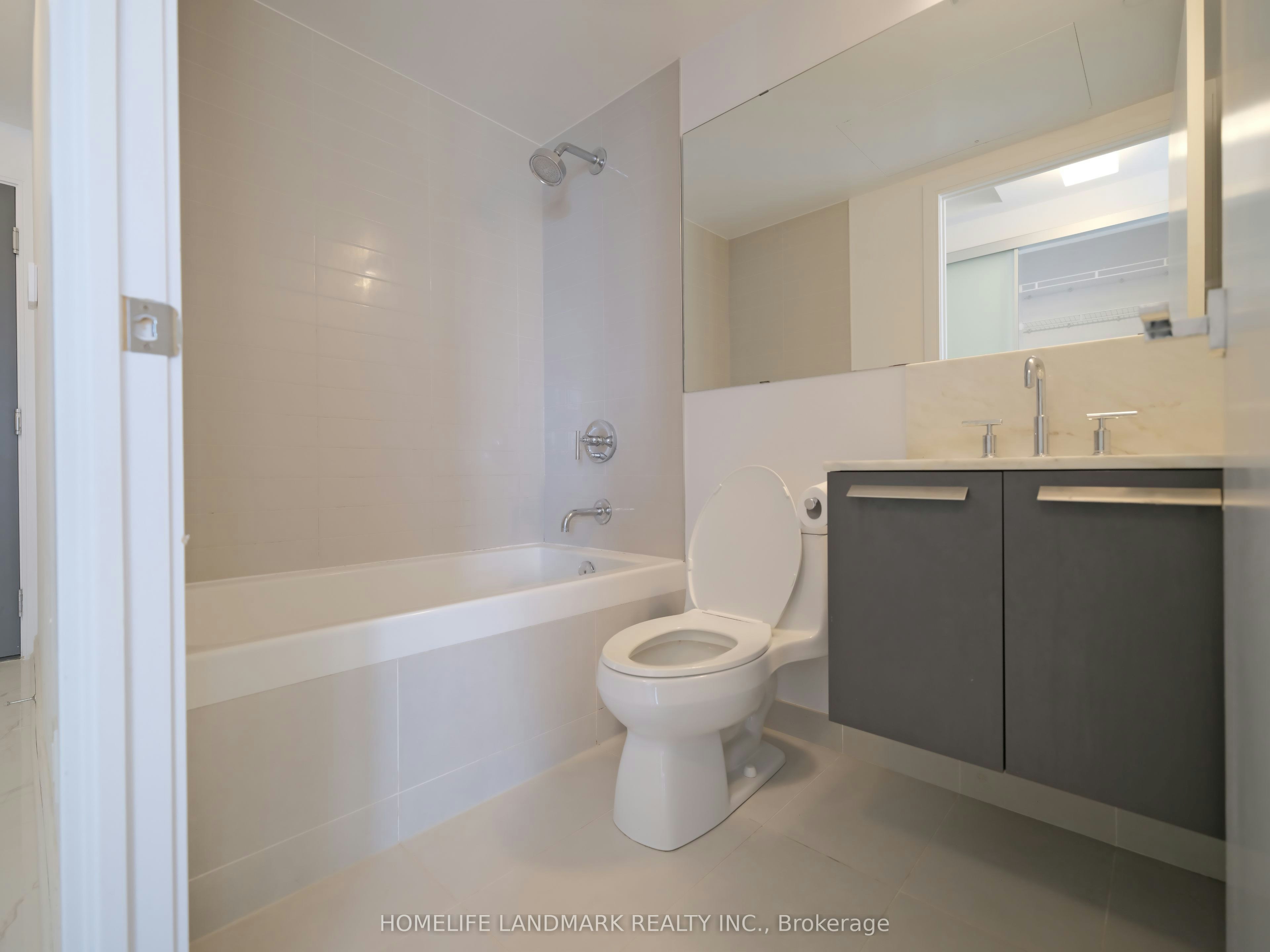 3110-42 Charles Street E, Toronto, ON, M4Y 1N3 - 10