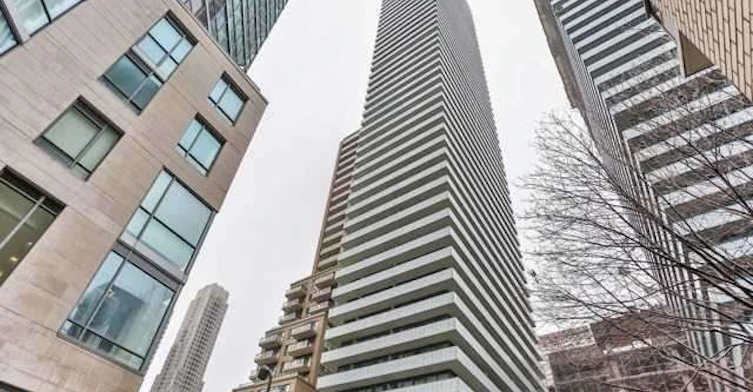 3110-42 Charles Street E, Toronto, ON, M4Y 1N3