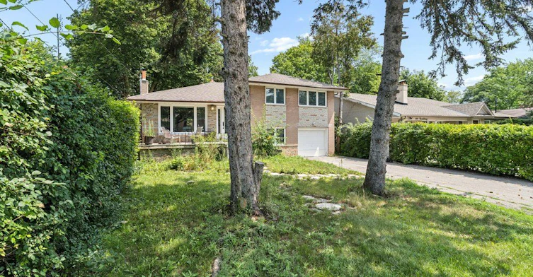 Main Fl-231 Goulding Avenue, Toronto, ON, M2R 2P6 - 2