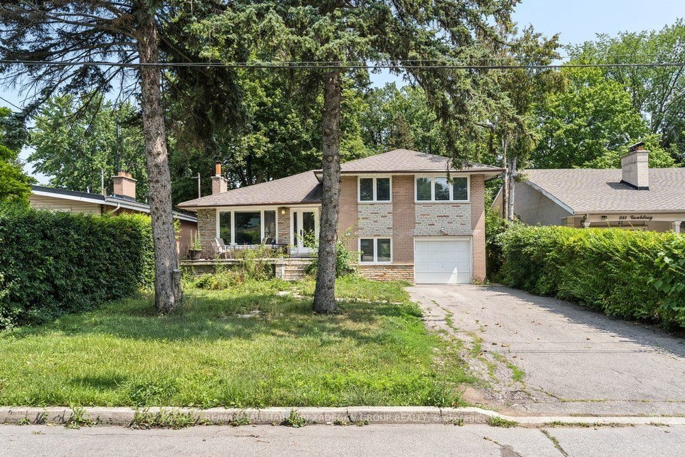 Main Fl-231 Goulding Avenue, Toronto, ON, M2R 2P6