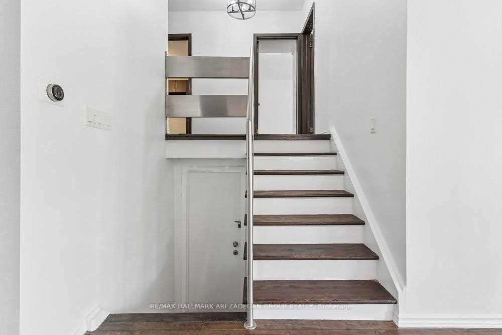 Main Fl-231 Goulding Avenue, Toronto, ON, M2R 2P6 - 23
