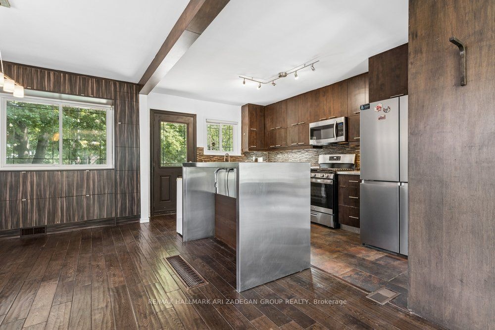 Main Fl-231 Goulding Avenue, Toronto, ON, M2R 2P6 - 15
