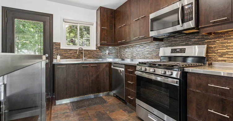 Main Fl-231 Goulding Avenue, Toronto, ON, M2R 2P6 - 22
