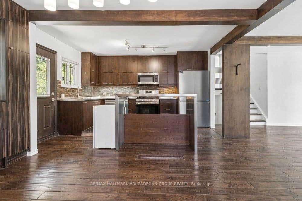 Main Fl-231 Goulding Avenue, Toronto, ON, M2R 2P6 - 16