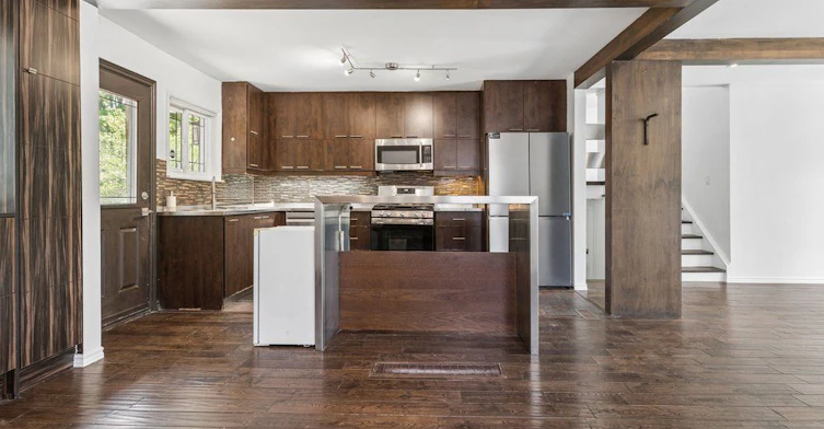 Main Fl-231 Goulding Avenue, Toronto, ON, M2R 2P6 - 16