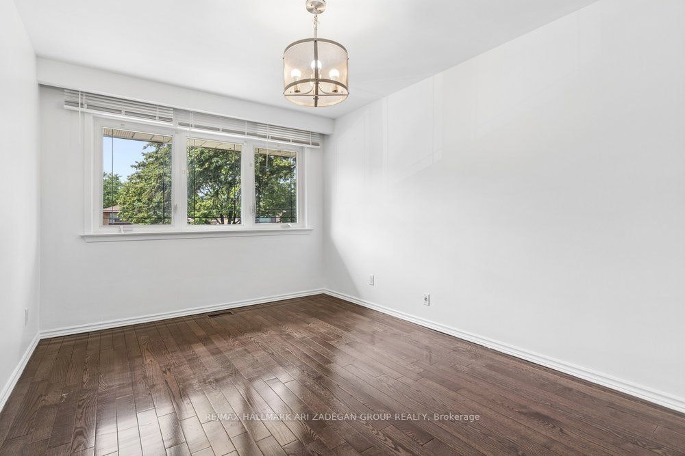 Main Fl-231 Goulding Avenue, Toronto, ON, M2R 2P6 - 36