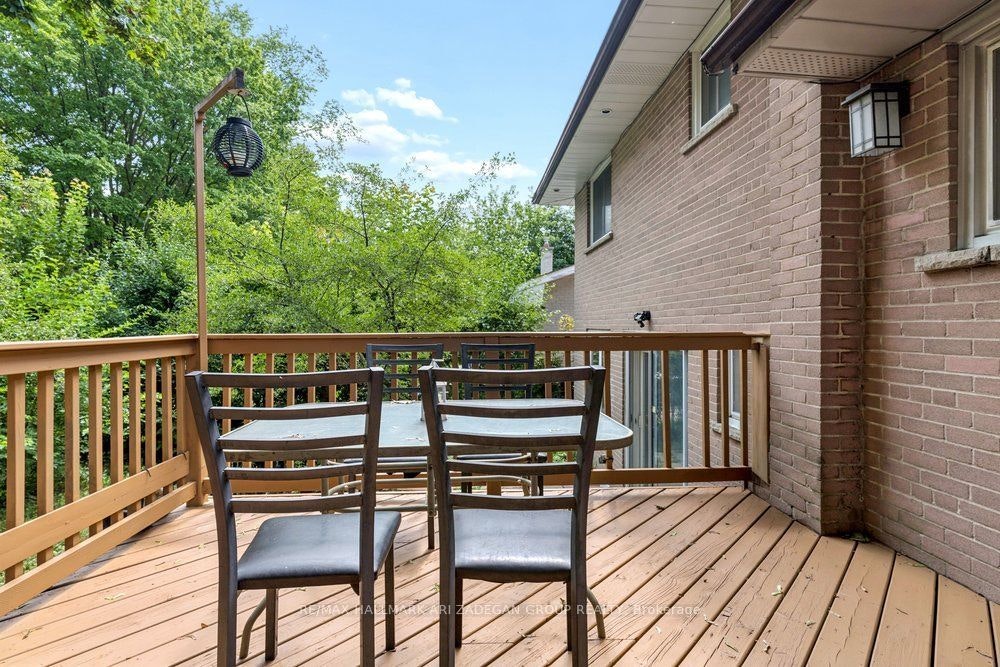 Main Fl-231 Goulding Avenue, Toronto, ON, M2R 2P6 - 45