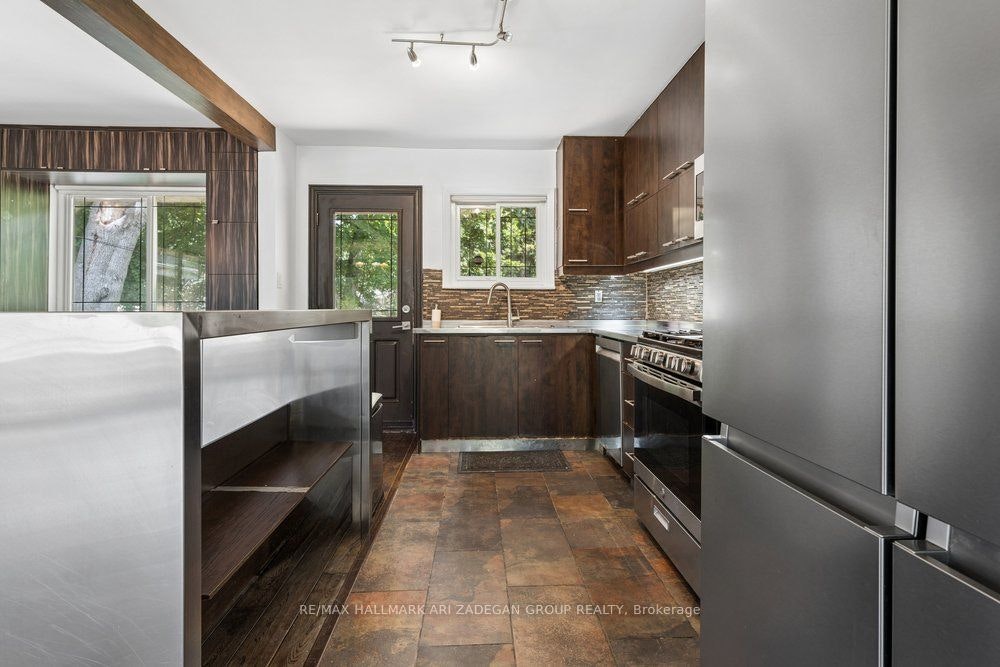 Main Fl-231 Goulding Avenue, Toronto, ON, M2R 2P6 - 21