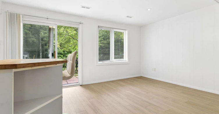 Lower Fl-231 Goulding Avenue, Toronto, ON, M2R 2P6 - 5