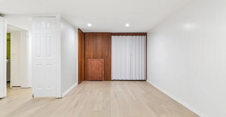 Lower Fl-231 Goulding Avenue, Toronto, ON, M2R 2P6 - 18