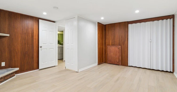 Lower Fl-231 Goulding Avenue, Toronto, ON, M2R 2P6 - 17