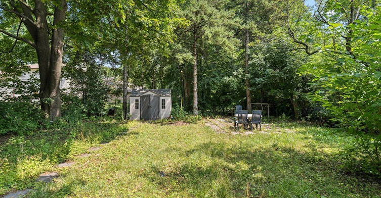Lower Fl-231 Goulding Avenue, Toronto, ON, M2R 2P6 - 25