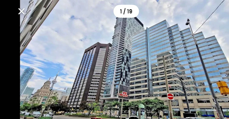 3205-426 University Avenue, Toronto, ON, M5G 1S9