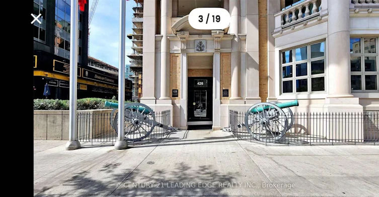 3205-426 University Avenue, Toronto, ON, M5G 1S9 - 3